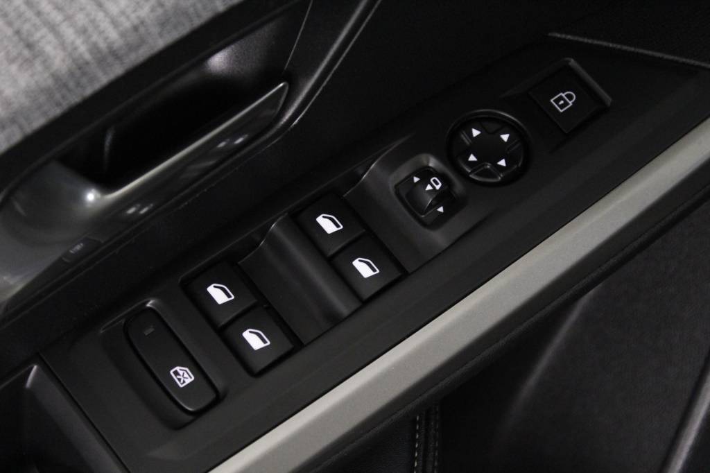 peugeot-5008-2026-hibrido-1199cc