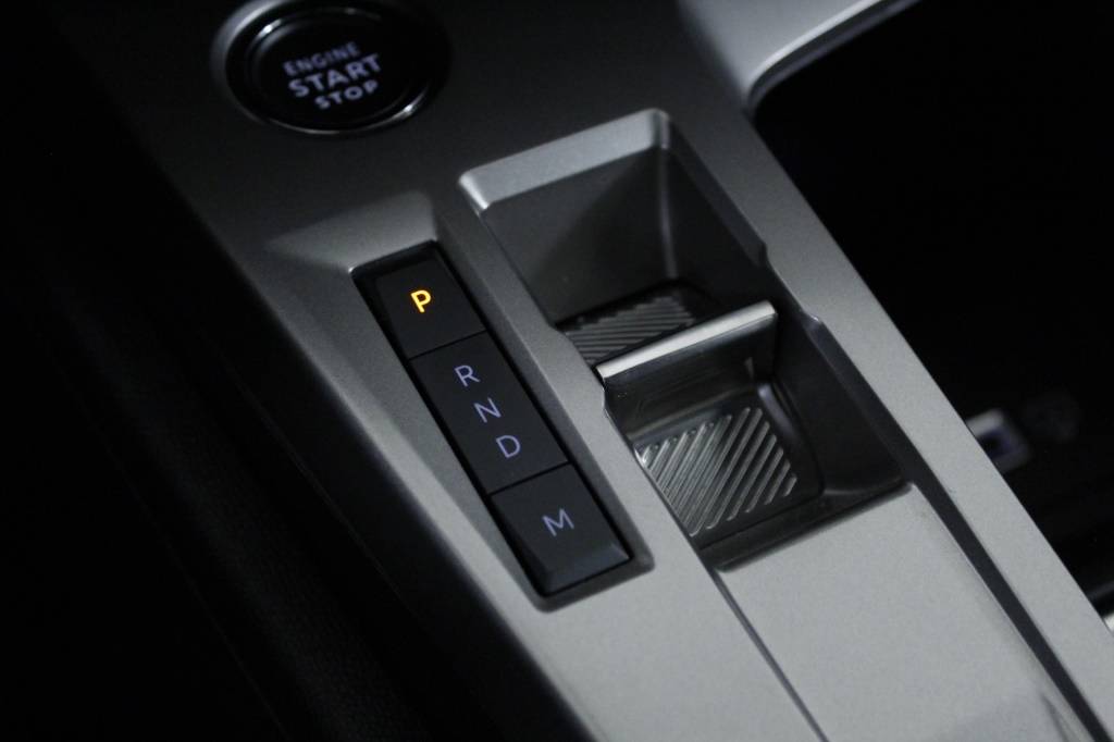 peugeot-408-2025-hibrido-1199cc