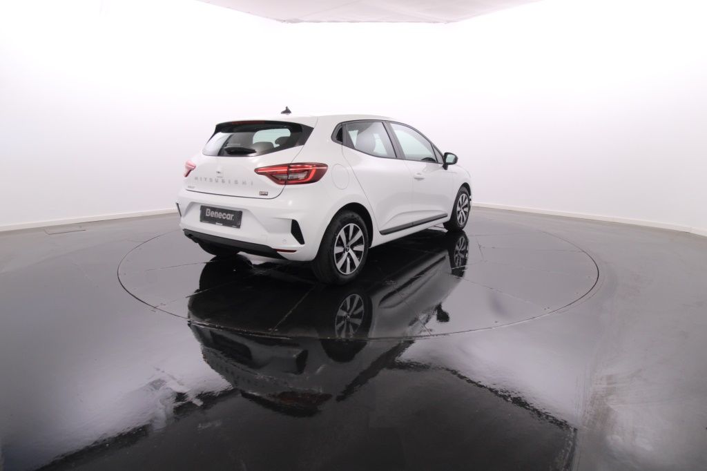 mitsubishi-colt-2024-gasolina-999cc