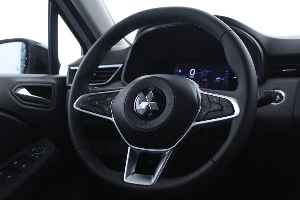 mitsubishi-colt-2024-gasolina-999cc