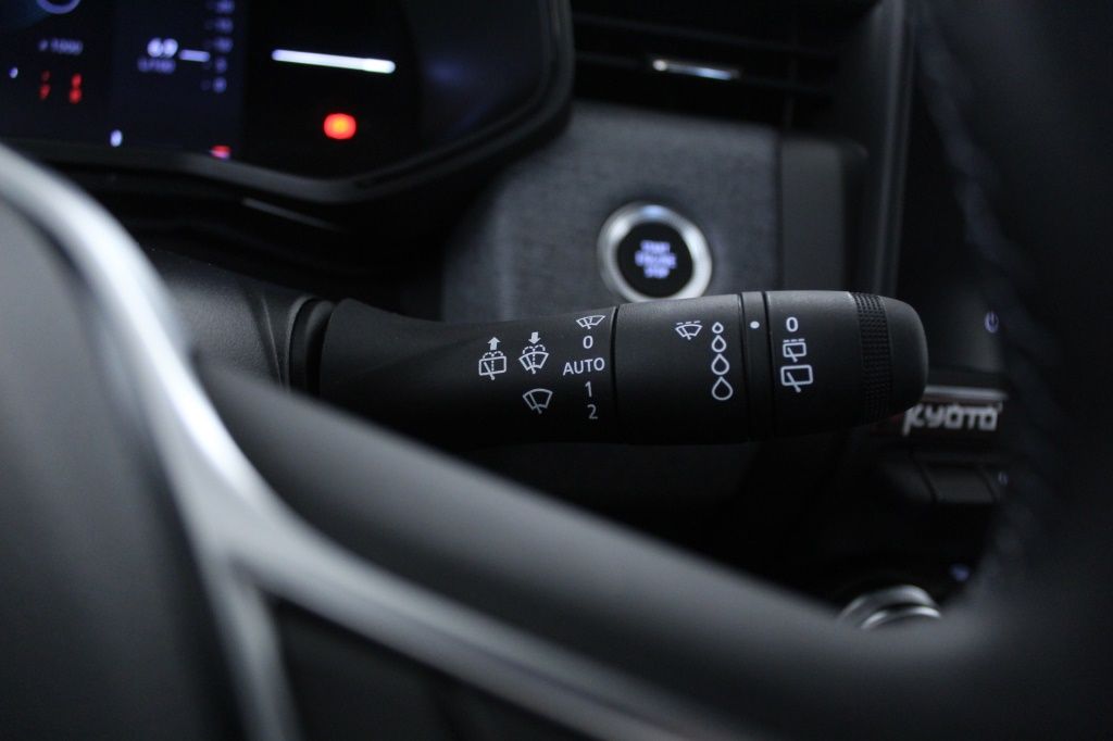 mitsubishi-colt-2024-gasolina-999cc