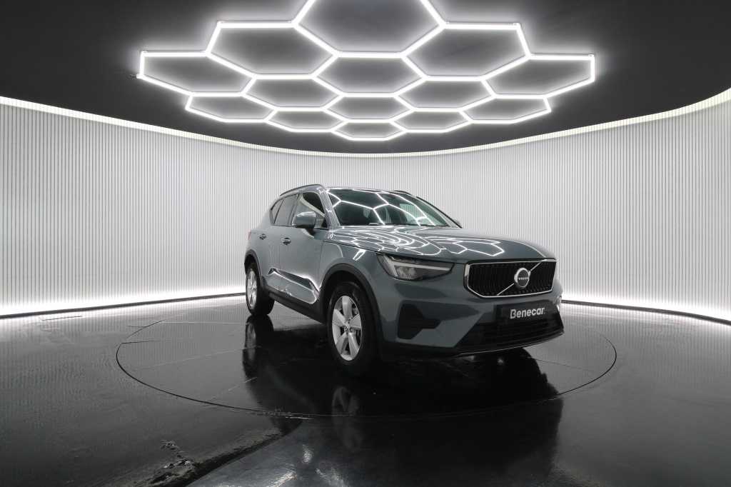 volvo-xc40-2023-gasolina-1477cc
