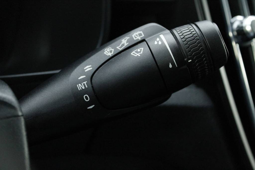 volvo-xc40-2023-gasolina-1477cc