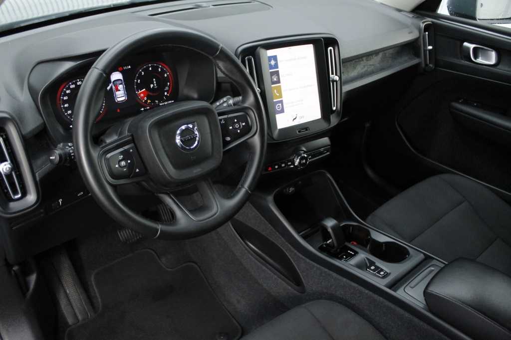 volvo-xc40-2023-gasolina-1477cc