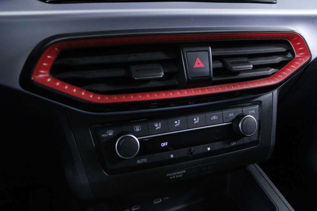seat-ibiza-2024-gasolina-999cc