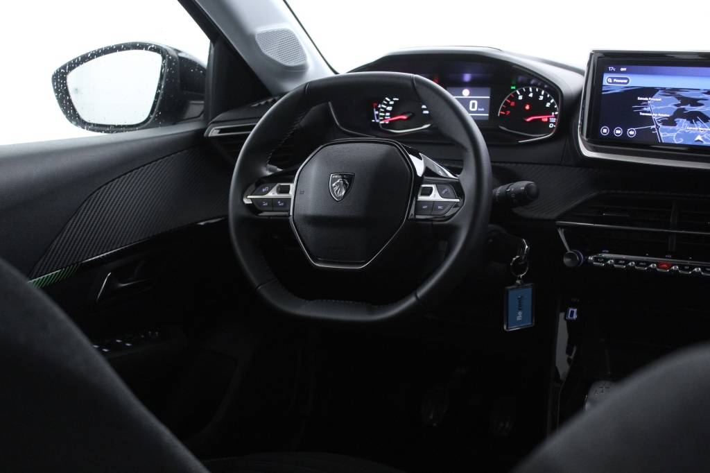 peugeot-208-2024-gasolina-1199cc