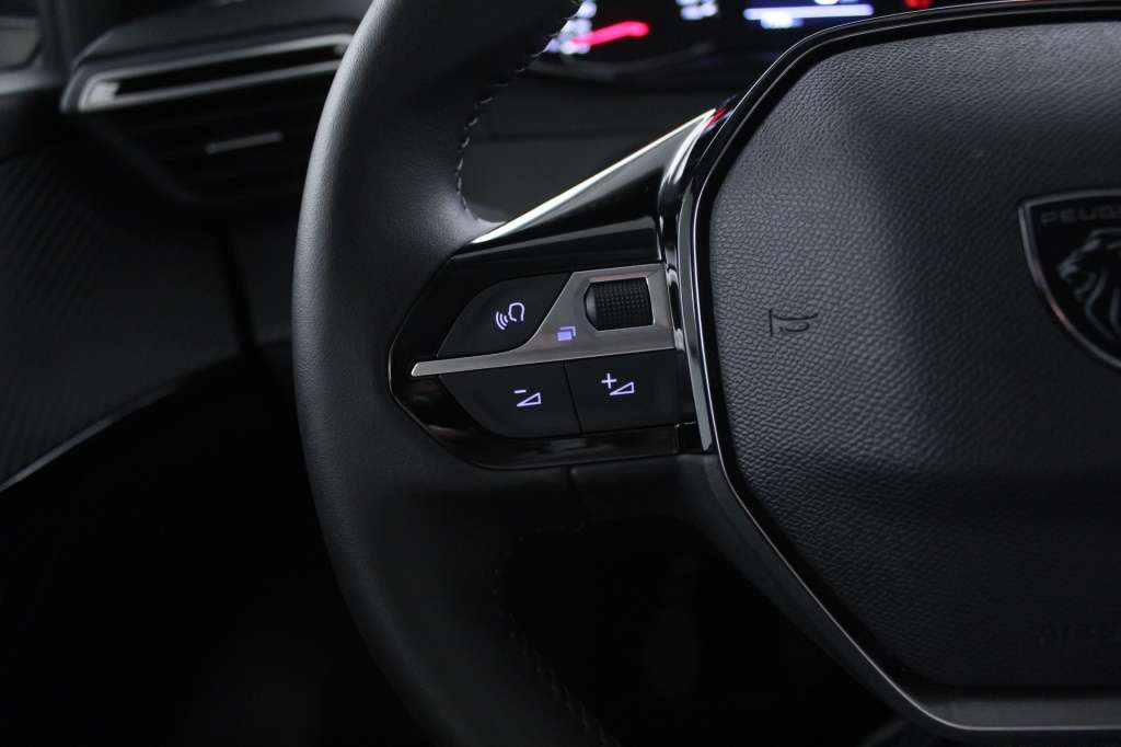 peugeot-208-2024-gasolina-1199cc