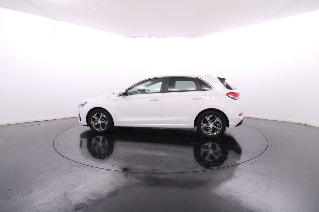 hyundai-i30-2024-gasolina-998cc