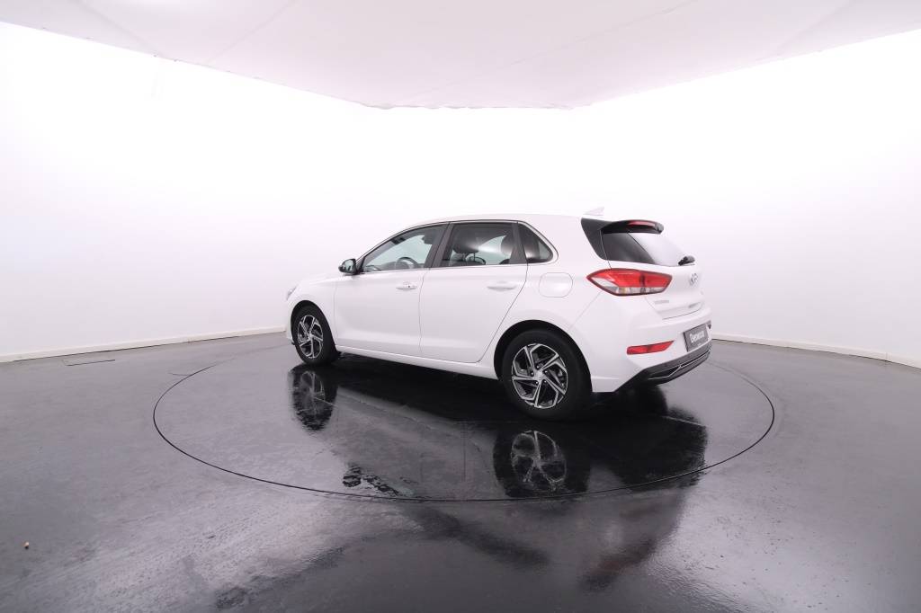 hyundai-i30-2024-gasolina-998cc