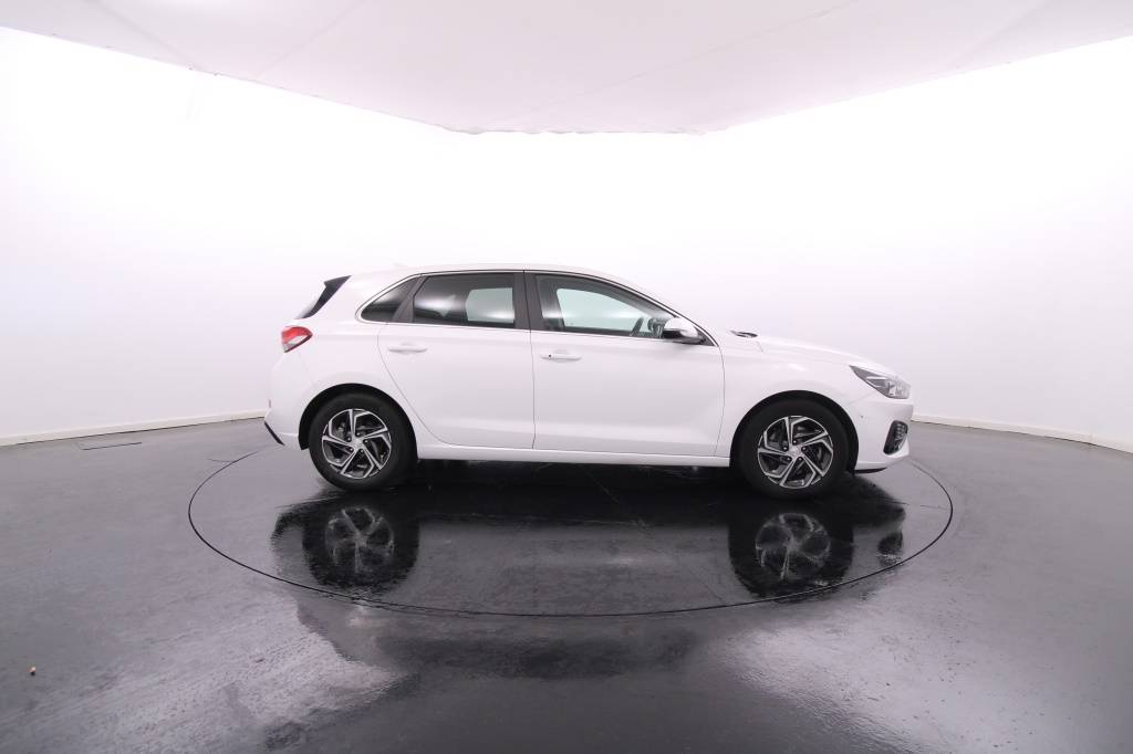 hyundai-i30-2024-gasolina-998cc