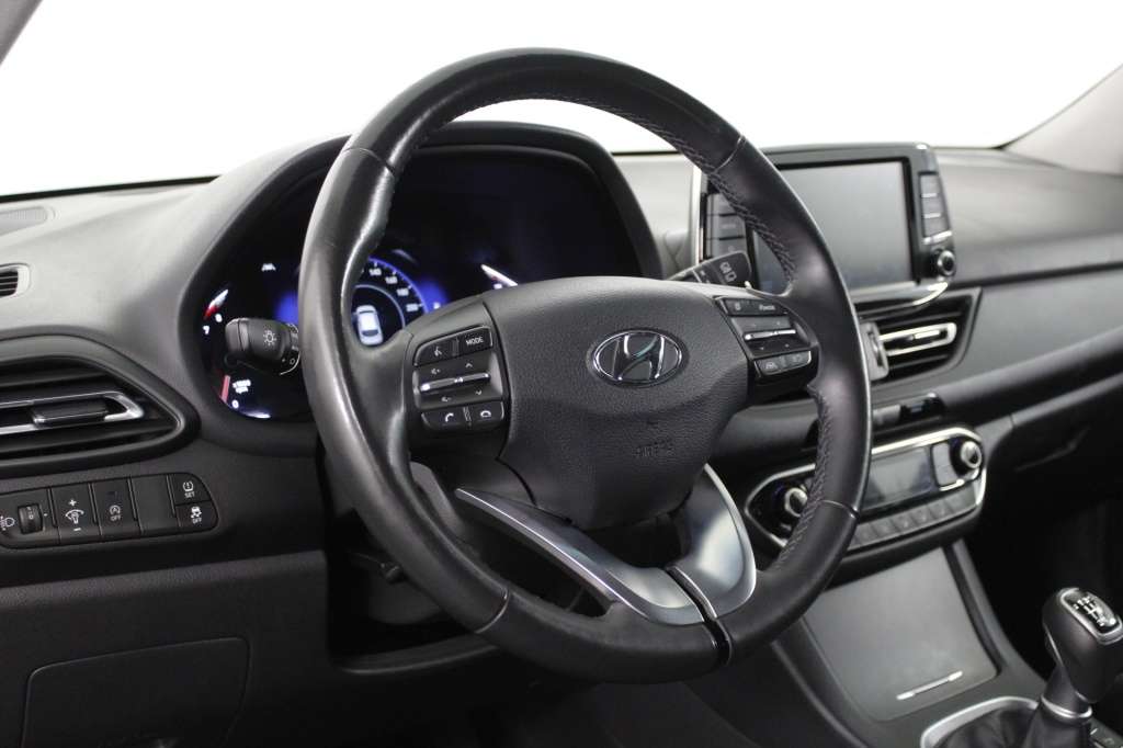 hyundai-i30-2024-gasolina-998cc