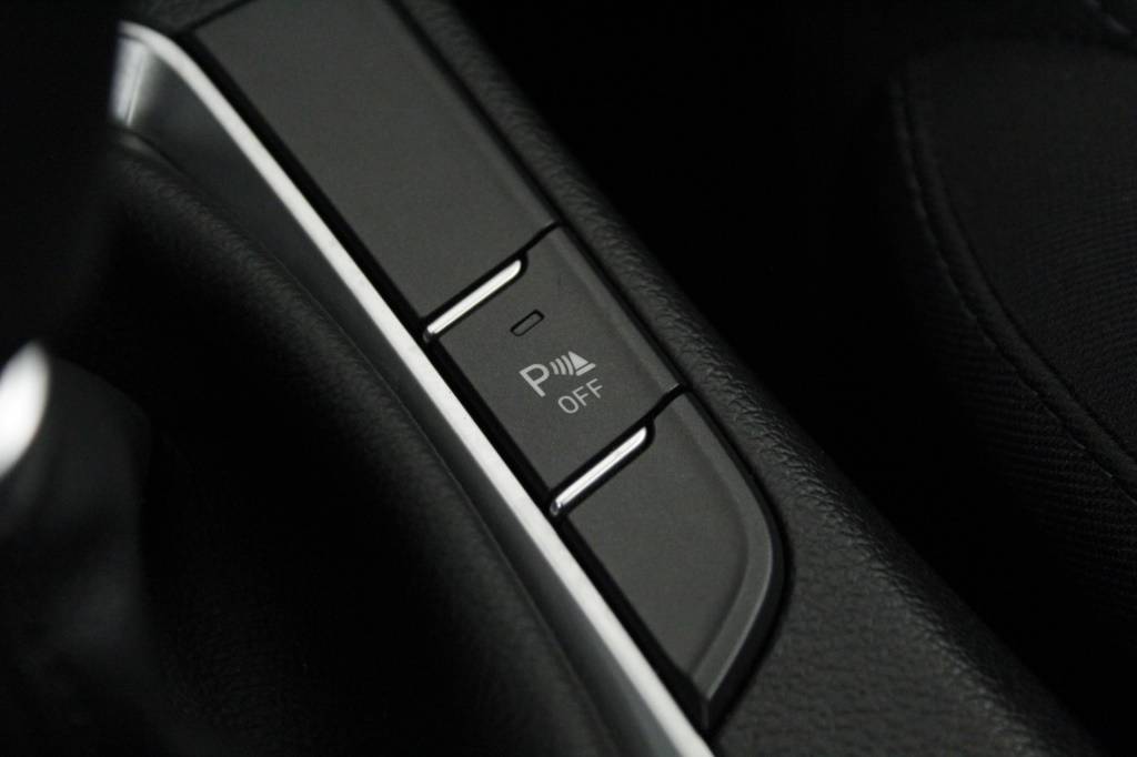 hyundai-i30-2024-gasolina-998cc