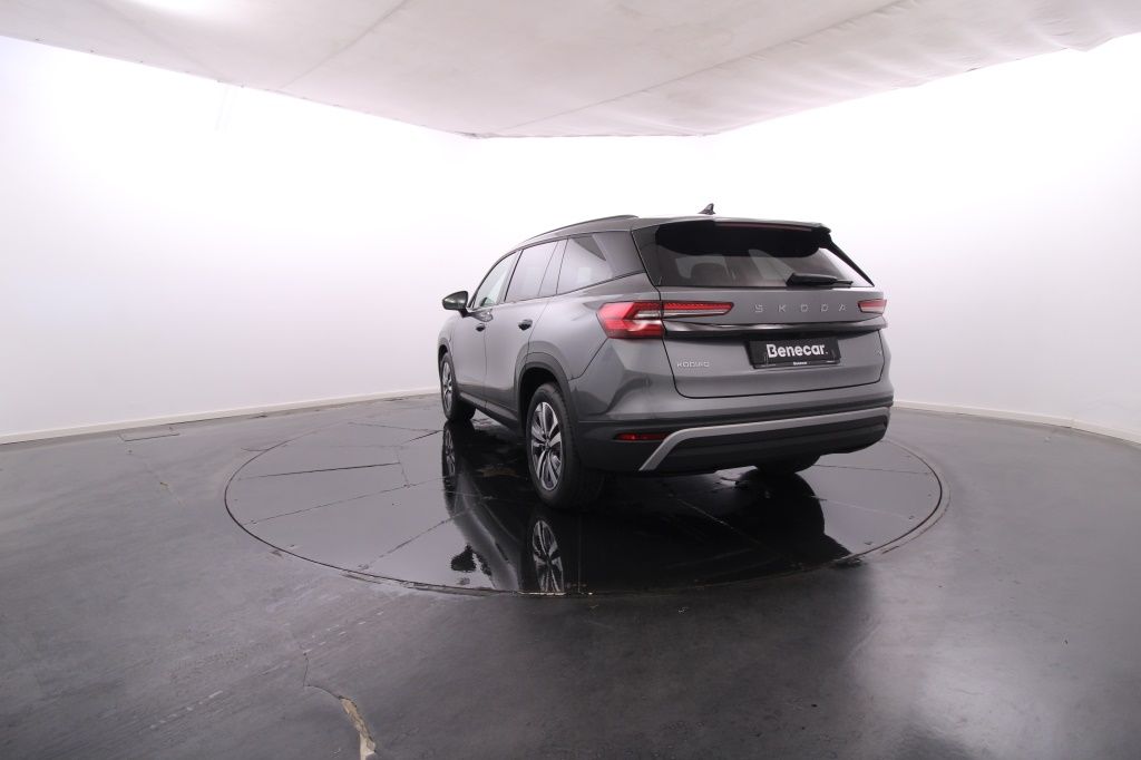 skoda-kodiaq-2026-hibrido-1498cc