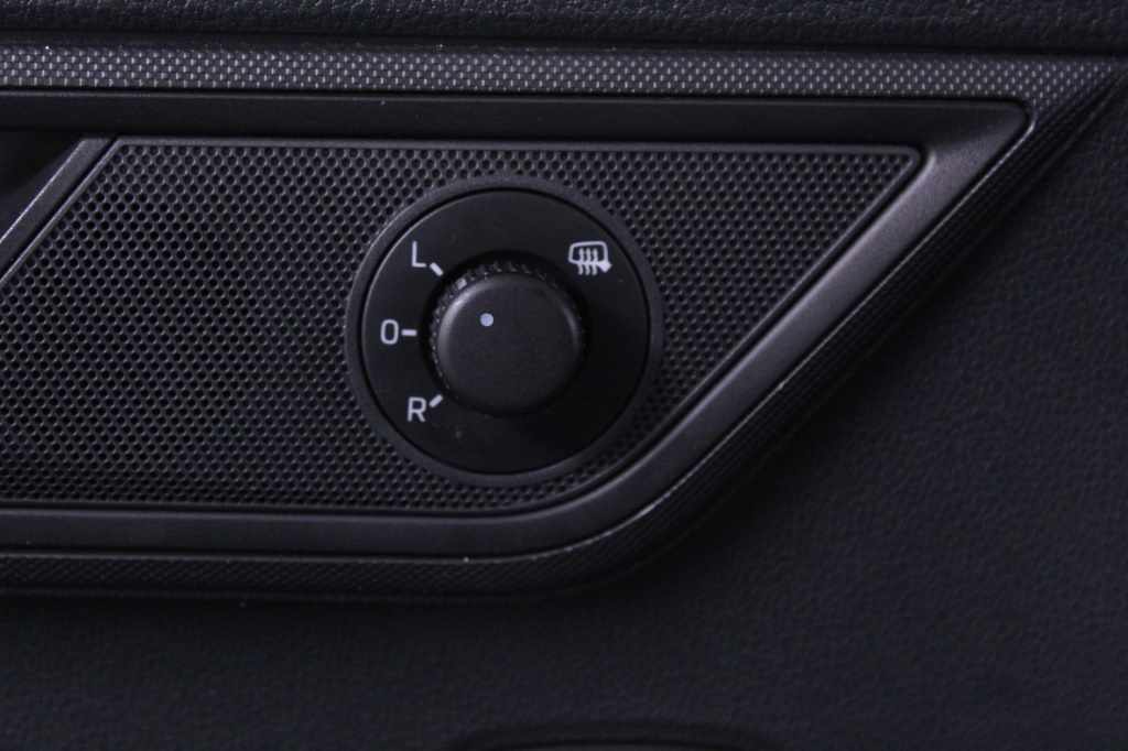 skoda-fabia-2022-gasolina-999cc