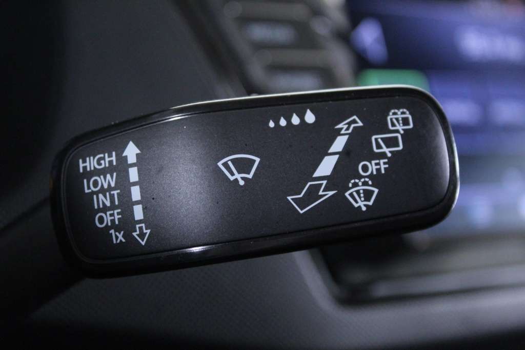 skoda-fabia-2022-gasolina-999cc