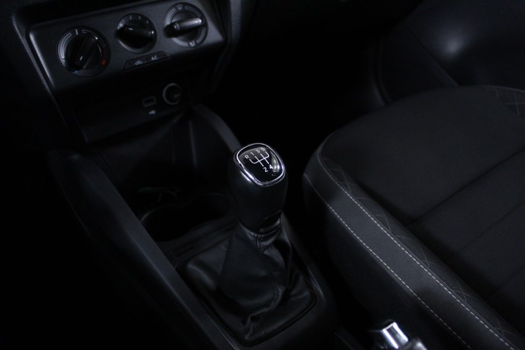 skoda-fabia-2022-gasolina-999cc