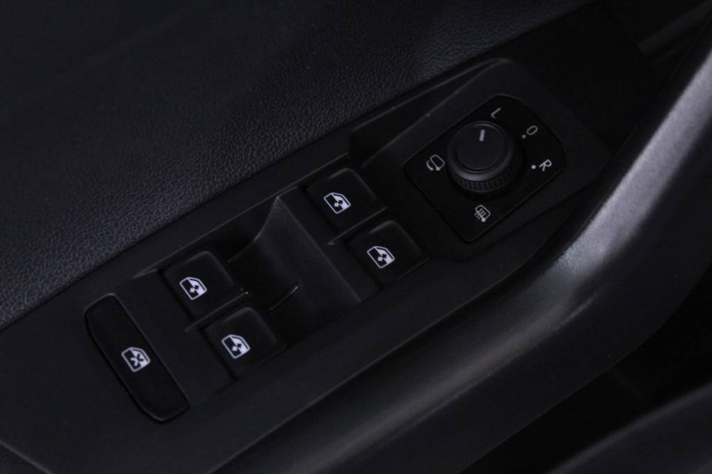 volkswagen-taigo-2024-gasolina-999cc