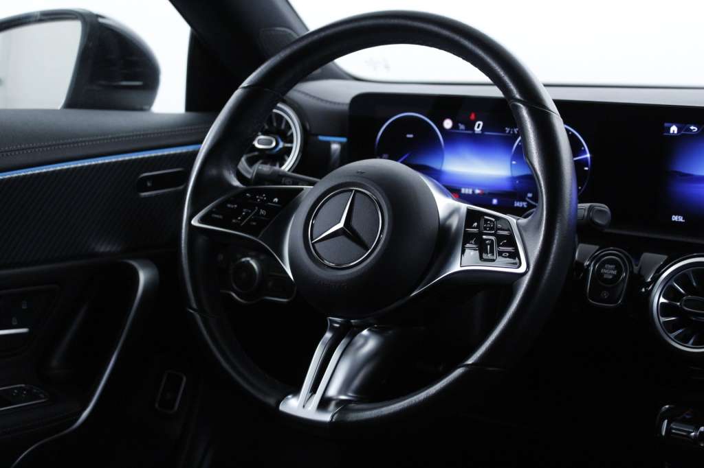mercedes-benz-cla-2024-diesel-1950cc