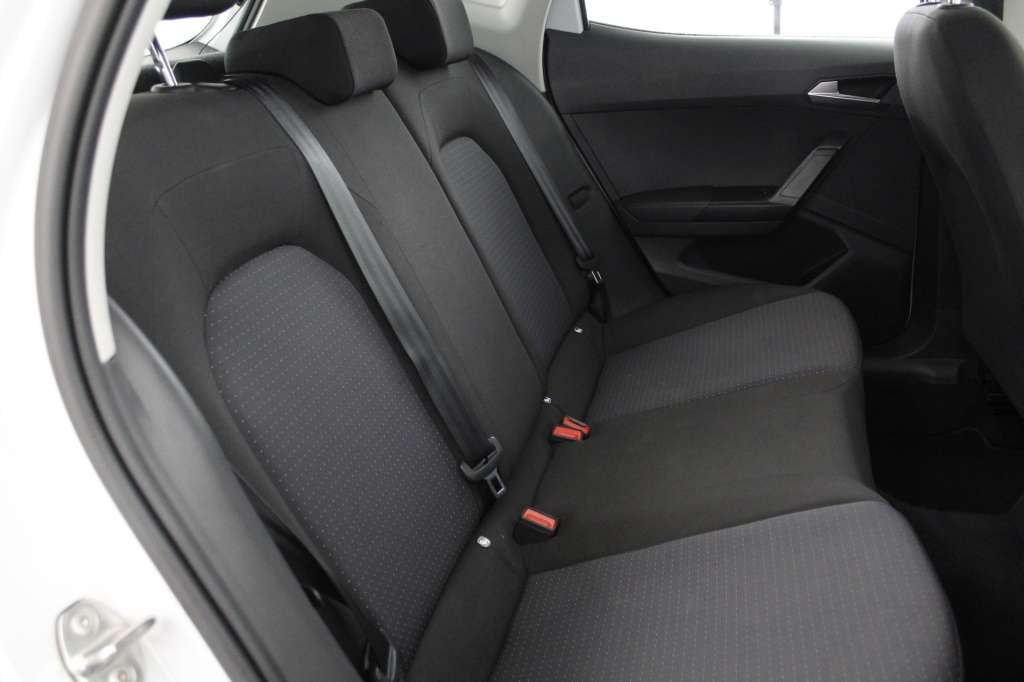 seat-arona-2024-gasolina-999cc