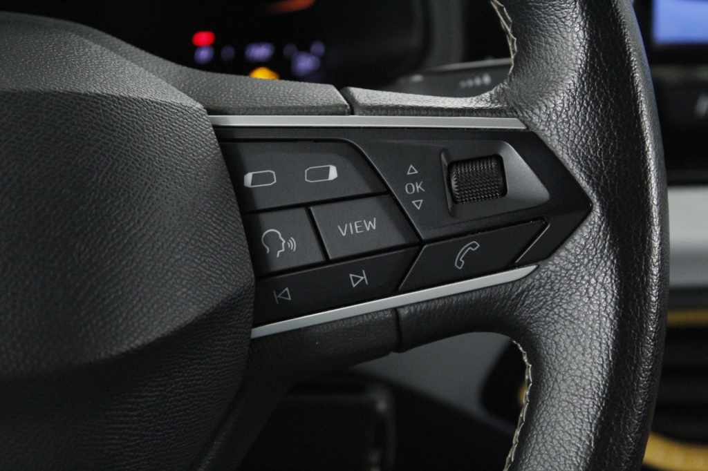 seat-arona-2024-gasolina-999cc