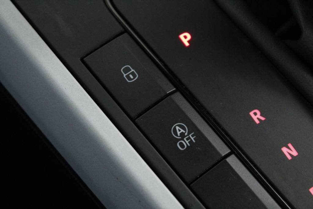 seat-arona-2024-gasolina-999cc