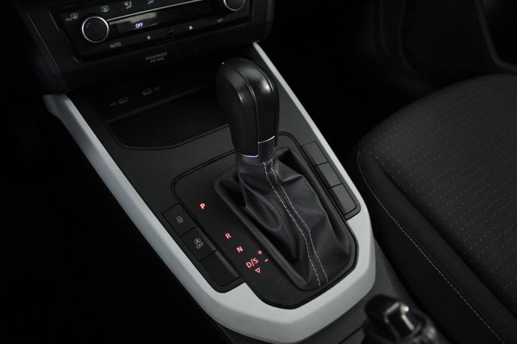 seat-arona-2024-gasolina-999cc