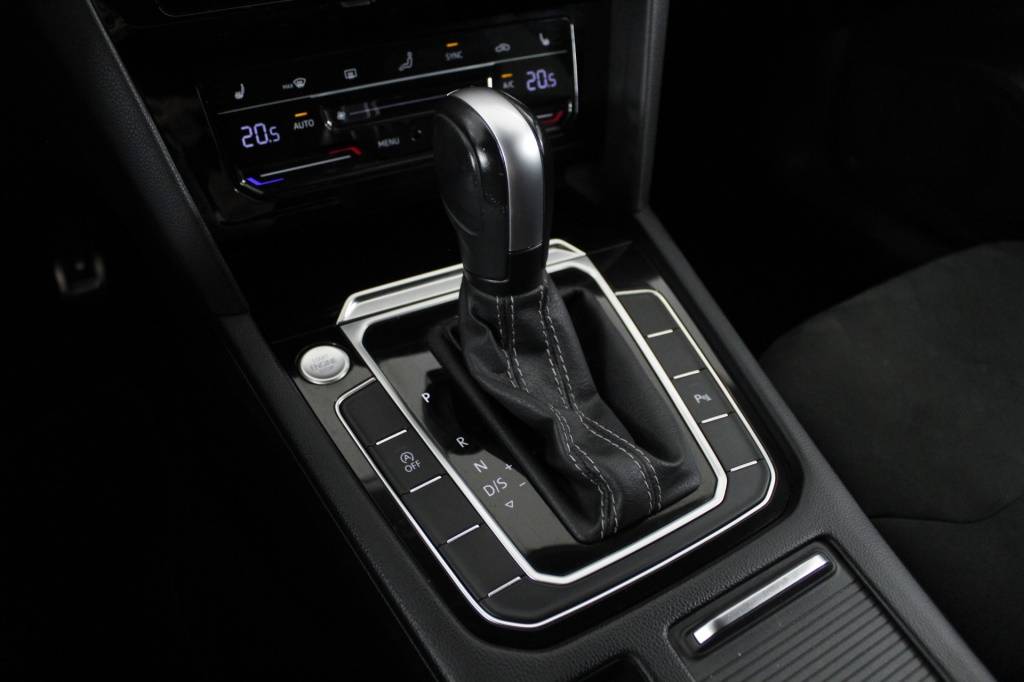 volkswagen-arteon-2023-diesel-1968cc