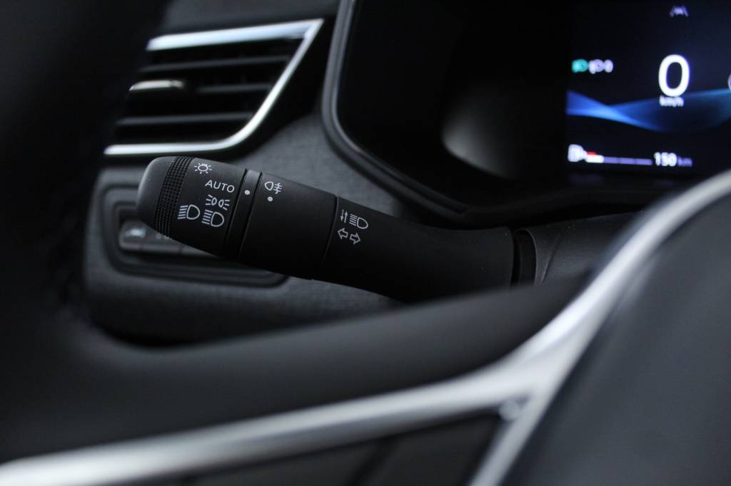 mitsubishi-colt-2024-gasolina-999cc