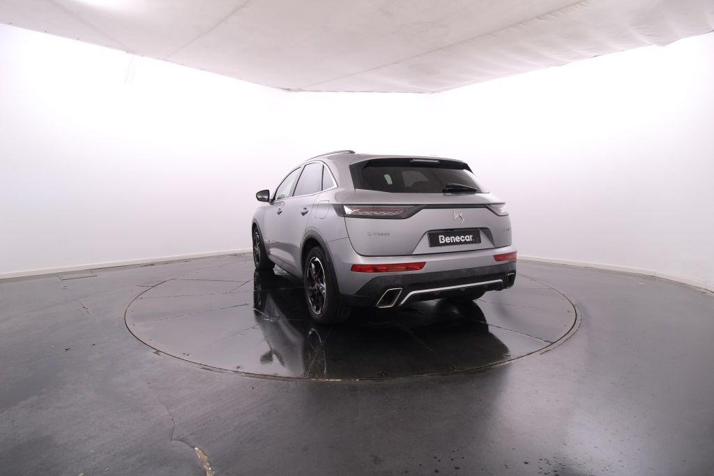 ds-ds-7-crossback-2022-hibrido-1598cc
