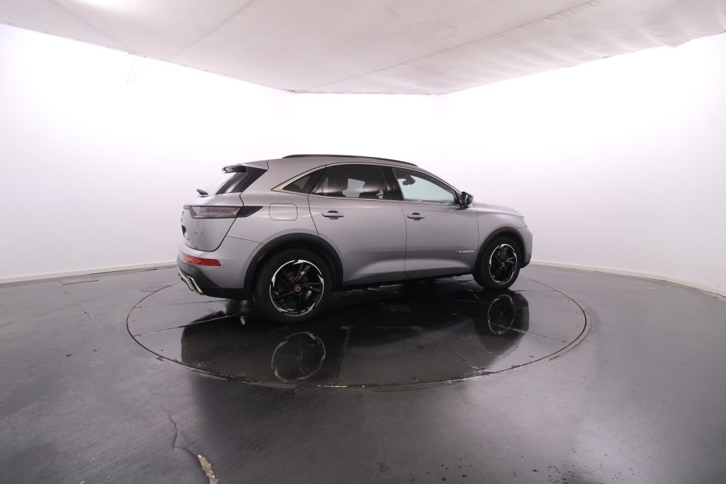 ds-ds-7-crossback-2022-hibrido-1598cc