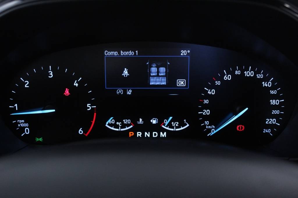 ford-focus-sw-2023-diesel-1499cc