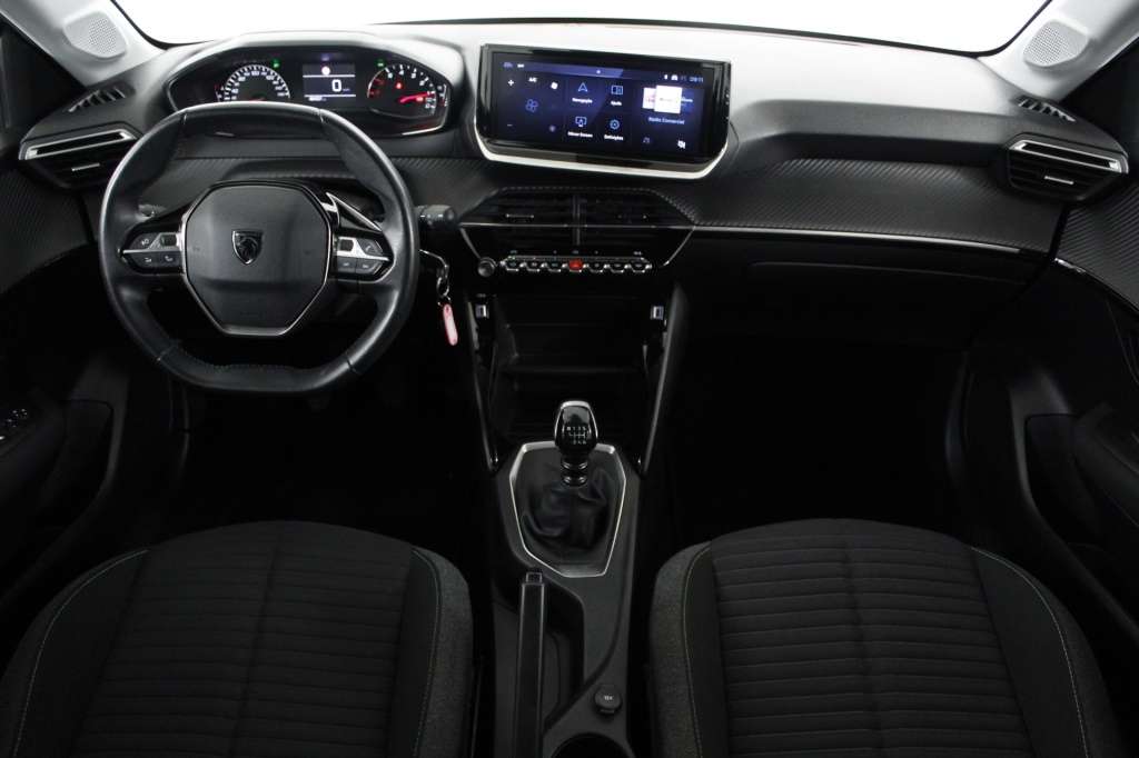 peugeot-208-2024-gasolina-1199cc