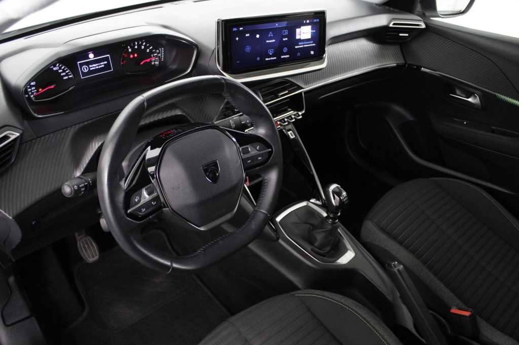 peugeot-208-2024-gasolina-1199cc