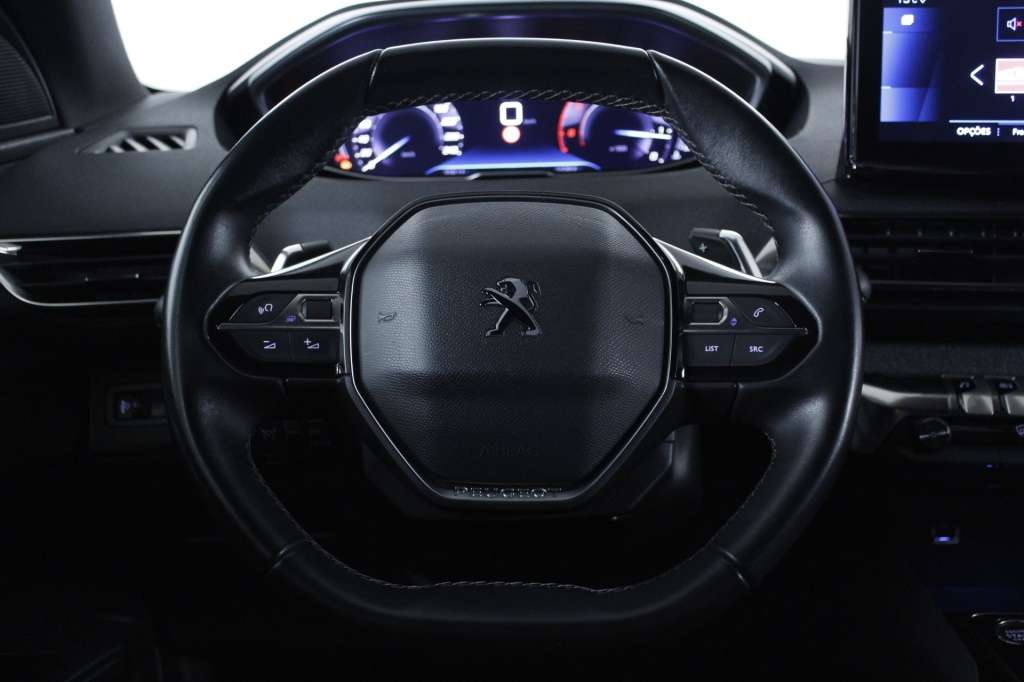 peugeot-3008-2023-diesel-1499cc