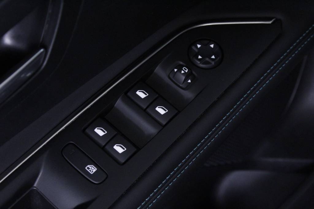 peugeot-3008-2023-diesel-1499cc
