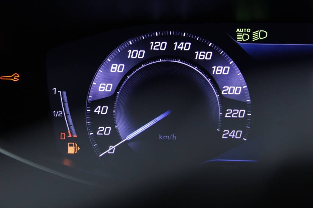 peugeot-3008-2023-diesel-1499cc