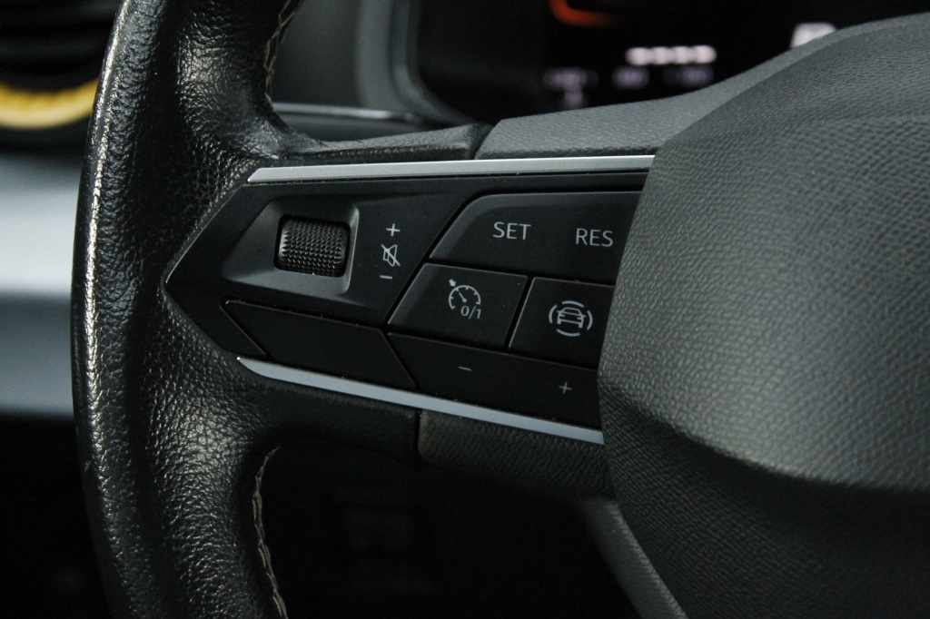 seat-arona-2024-gasolina-999cc