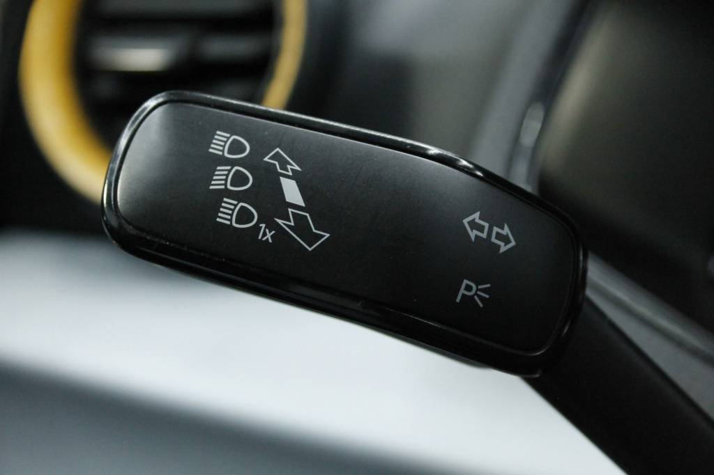 seat-arona-2024-gasolina-999cc