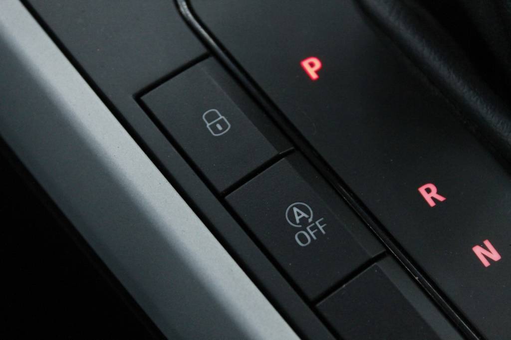 seat-arona-2024-gasolina-999cc