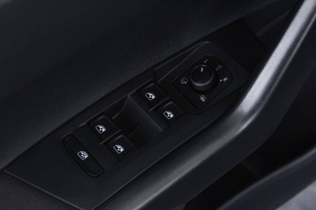 volkswagen-taigo-2025-gasolina-999cc