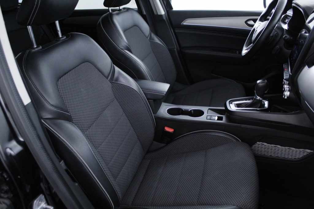 renault-arkana-2023-hibrido-1332cc
