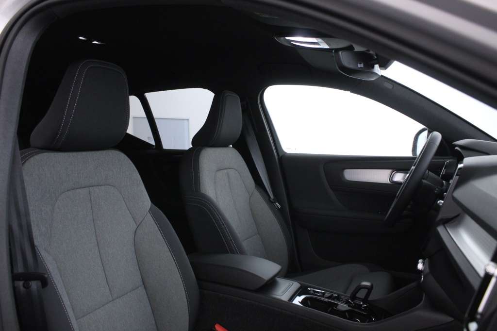 volvo-xc40-2025-hibrido-1969cc