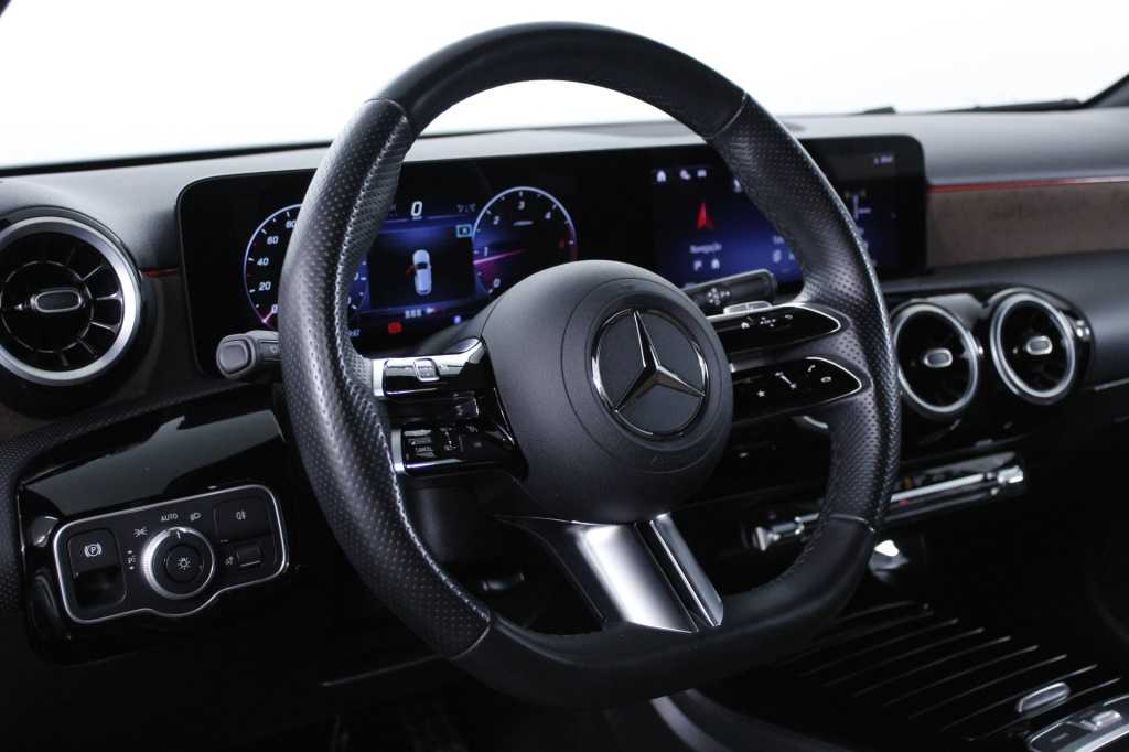 mercedes-benz-classe-a-2024-diesel-1950cc