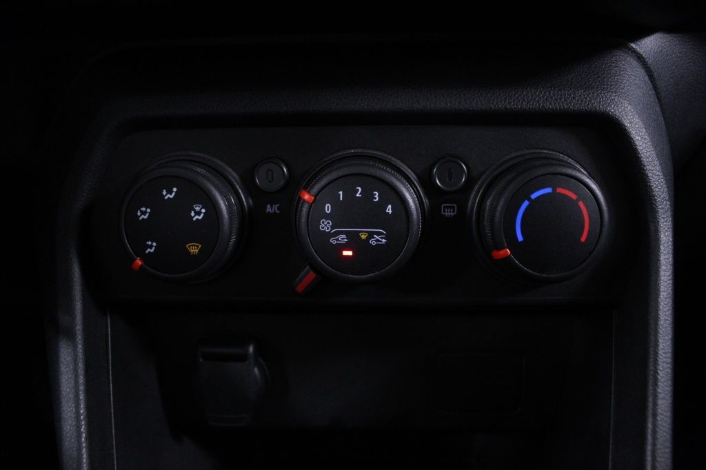 dacia-sandero-2023-gasolina-999cc