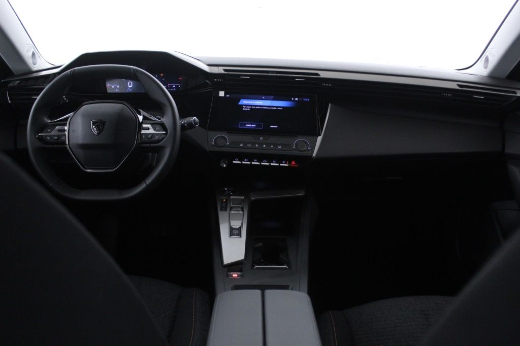 peugeot-308-2025-diesel-1499cc