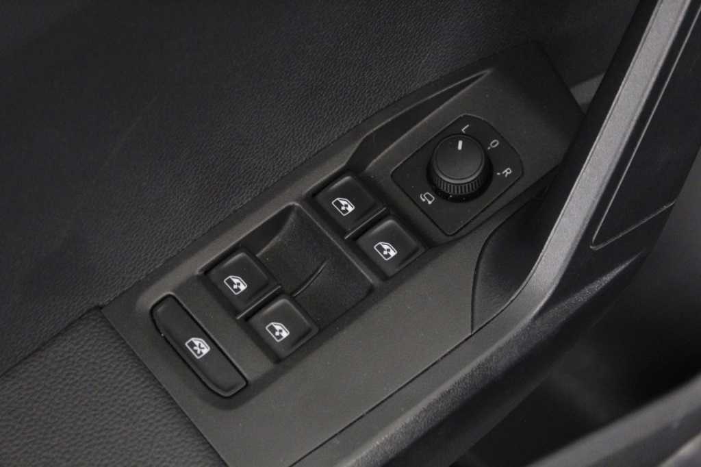 seat-ibiza-2025-gasolina-999cc