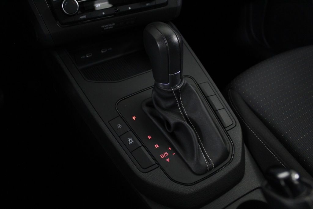 seat-ibiza-2025-gasolina-999cc