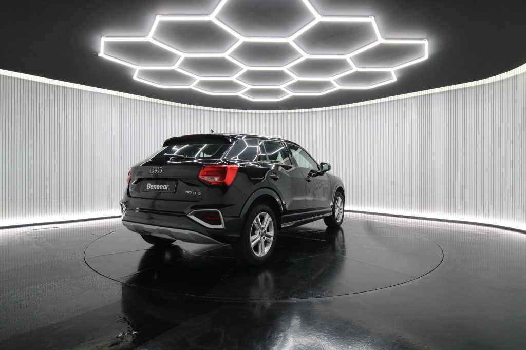 audi-q2-2025-gasolina-999cc