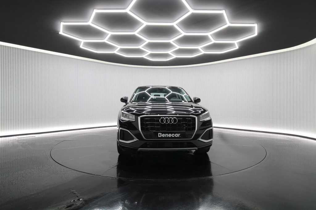 audi-q2-2025-gasolina-999cc
