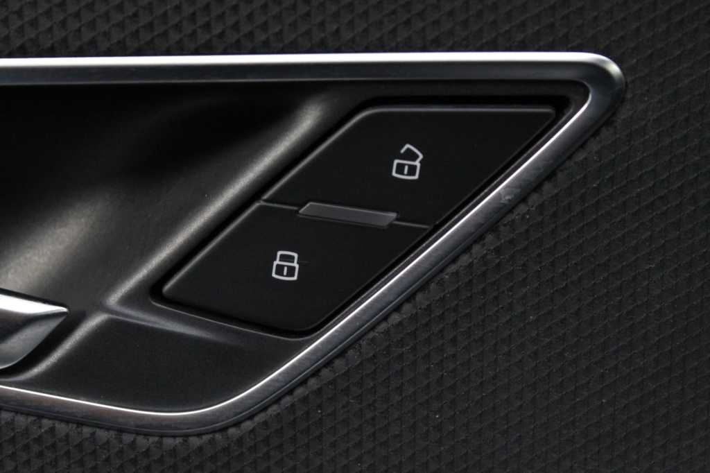 audi-q2-2025-gasolina-999cc